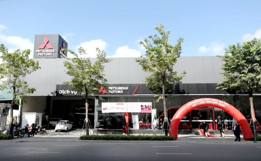 Mitsubishi Phạm Văn Đồng