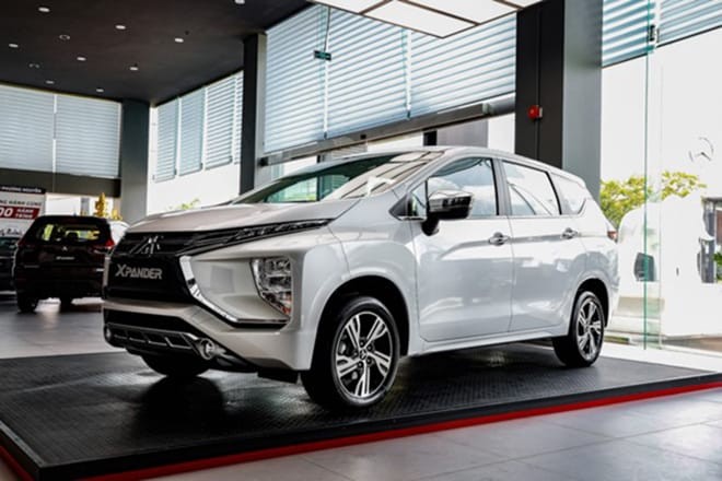 Mitsubishi Xpander-8