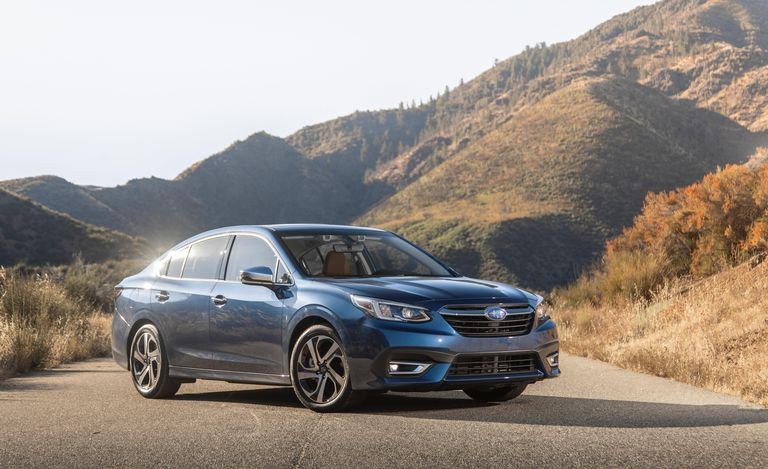 Giá bán, giá xe Subaru Legacy 2022