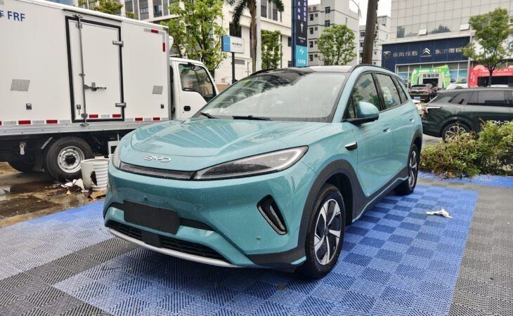 BYD Sealion 05 EV