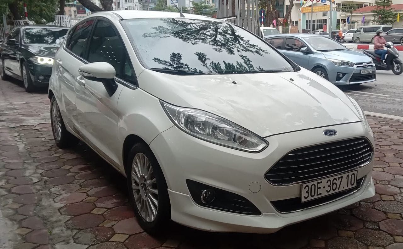 Bán  Ford Fiesta Sx 2016 1.0 turbo một chủ từ mới