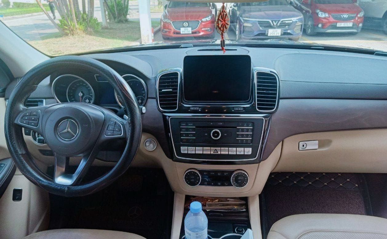 Xe Mercedes Benz GLS 400 4Matic 2018