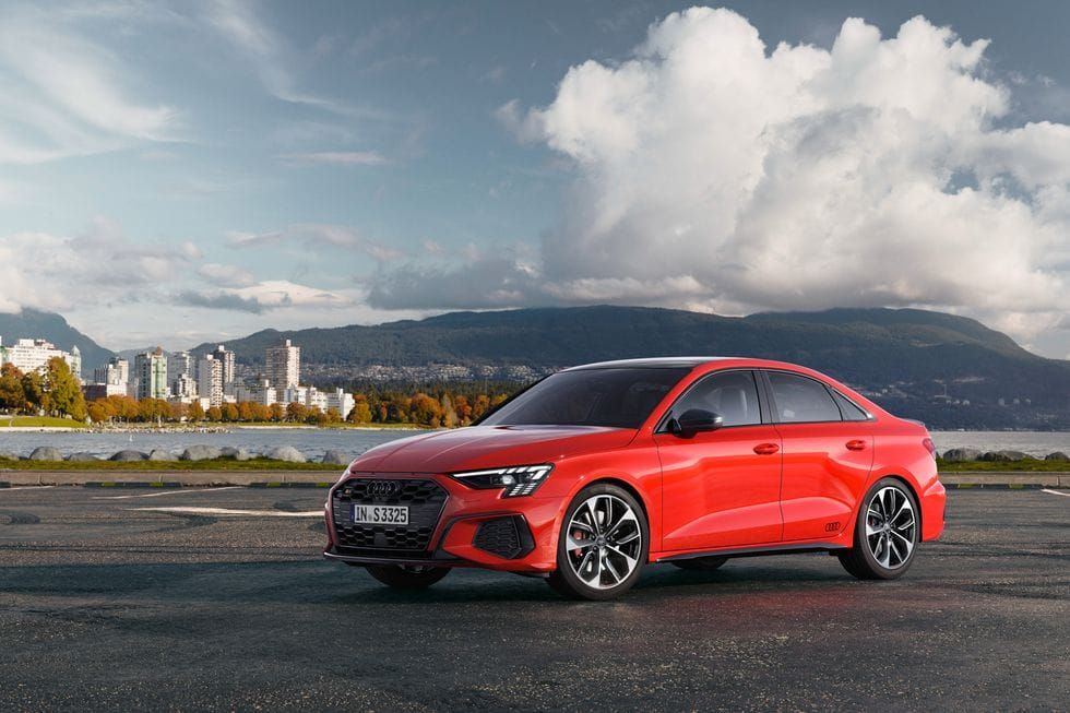 Audi S3 2022 Đánh giá: Thông số, Giá xe, Hiệu suất và Hình ảnh
