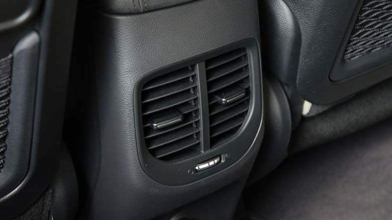 Tiện ích Kia Rondo 2.0 GAT Deluxe với nhiều tính năng chỉ có duy nhất trong phân khúc-2