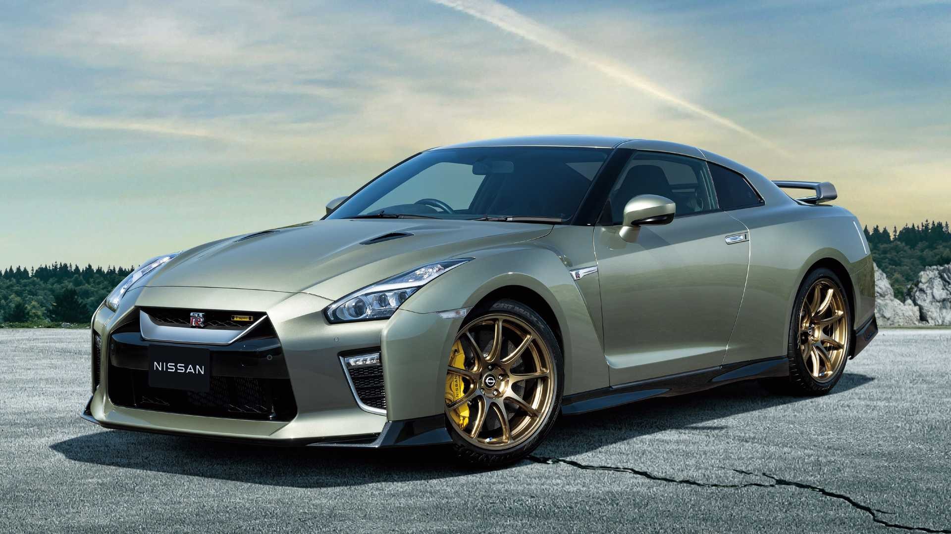 Nissan GT-R T-spec 2021
