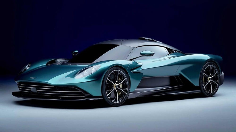 Phía trước của Aston Martin Valhalla 2022