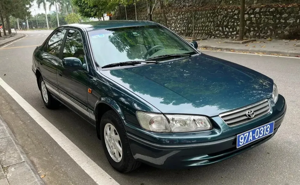Cần bán Camry 2001 xe nhà nước