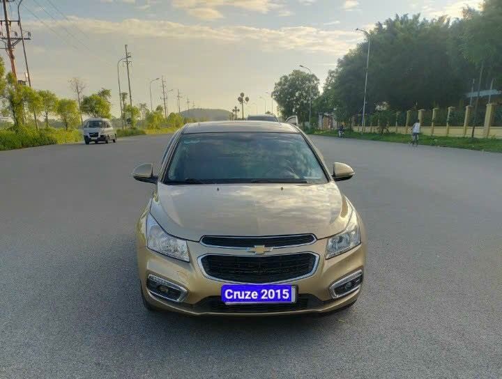 Chevrolet Cruze 2015 fom 2016 tên tư nhân 1 chủ mua từ mới