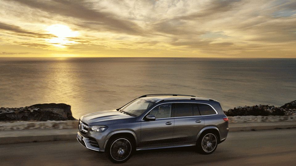 Giá xe Mercedes GLS 450 4Matic mới nhất tháng 10/2020, Tinh hoa công nghệ vượt trội phân khúc