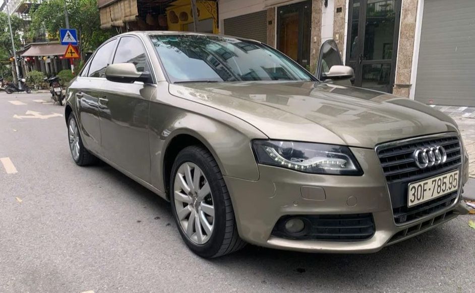 udi A4 sản xuất 2011 nhập Đức