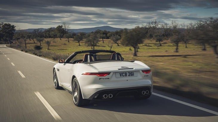Jaguar F-Type 2022 P450-3