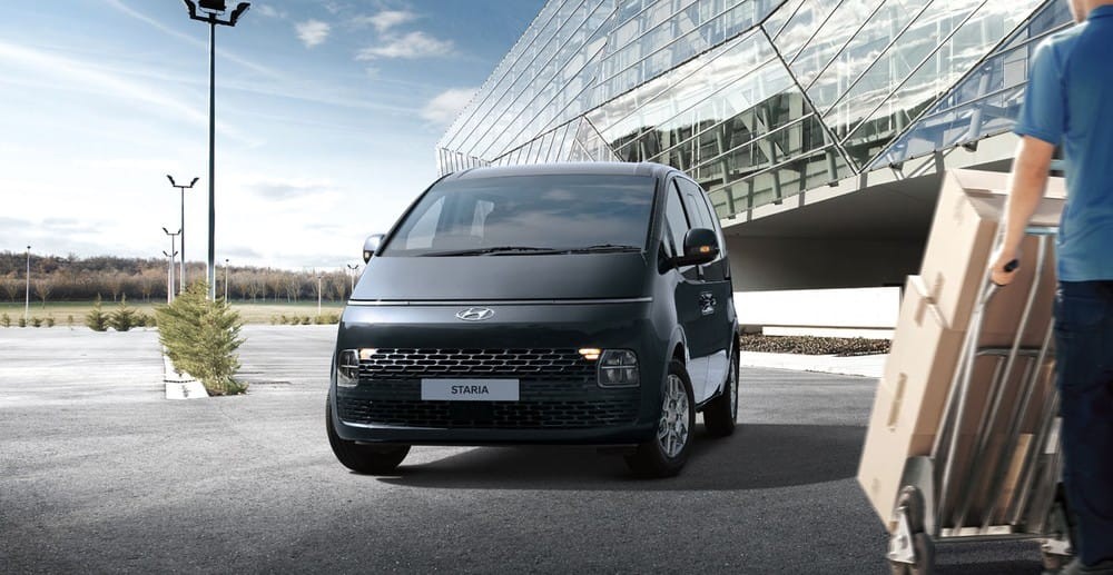 Hyundai Staria 2021 chính thức trình làng tại thị trường Thái Lan