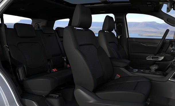 ghế Ford Everest 2023 Titanium +