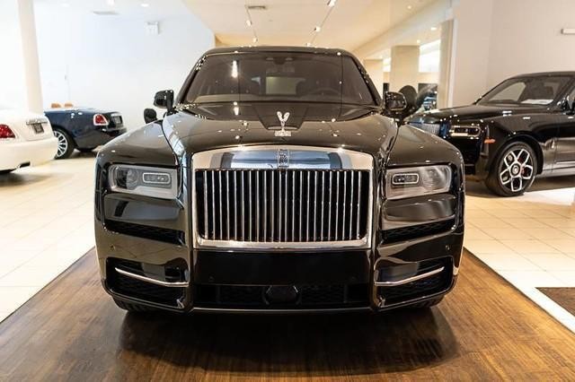 Rolls-Royce Cullinan Ngoại thất ROLLS – ROYCE CULLINAN 2021-3