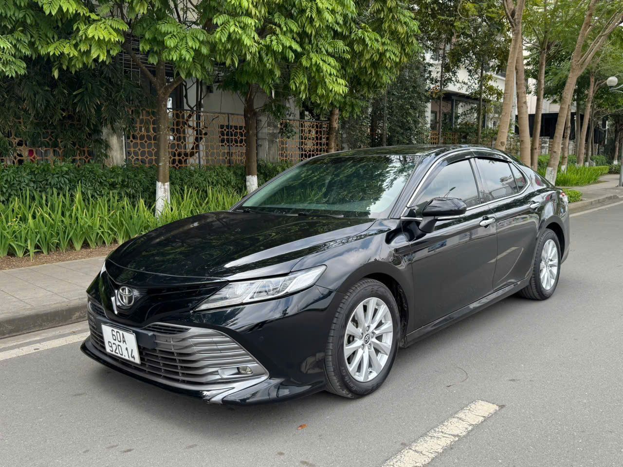 Toyota Camry 2.0G sx 2020 đky 2021 (nhập khẩu)