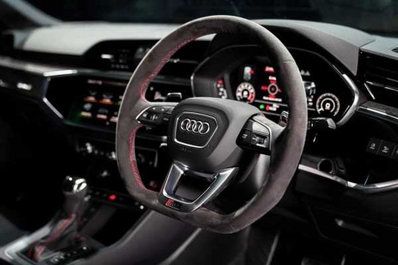 Audi RS Q3 Sportback quattro-3