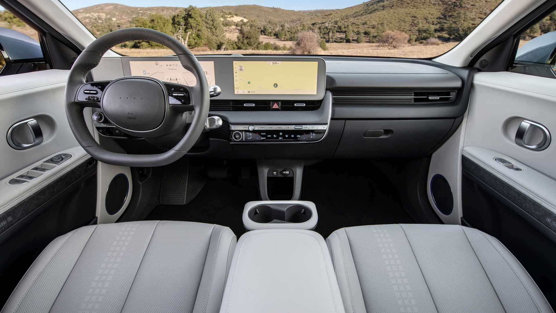 Cabin Hyundai Ioniq 5 2022
