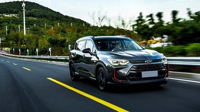 Ngoại thất Chevrolet Orlando 2020