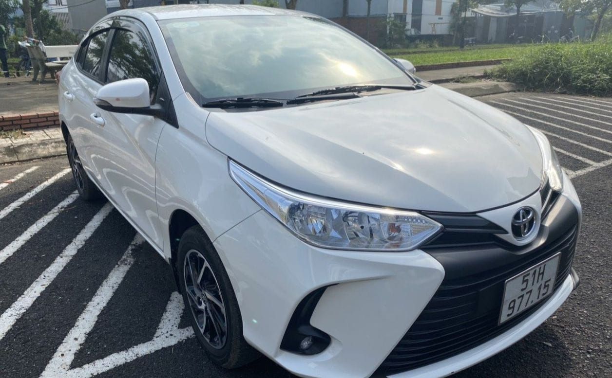 Toyota Vios E 2021 số sàn màu trắng đi lướt 8000km BSTP