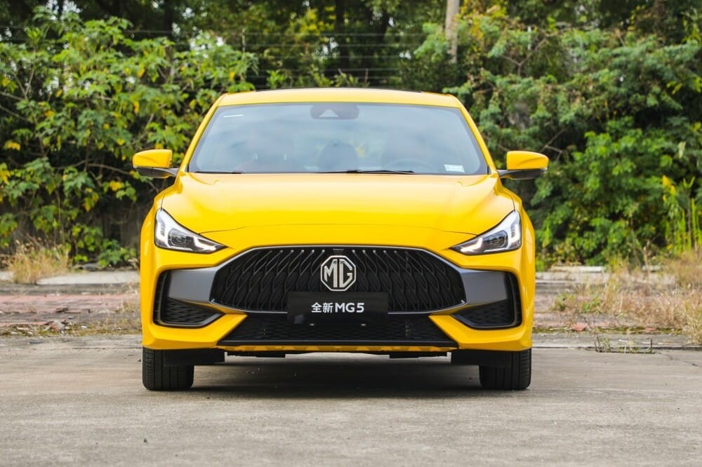 Cận cảnh thiết kế đầu xe của MG5 2021 Cận cảnh thiết kế đầu xe của MG5 2021