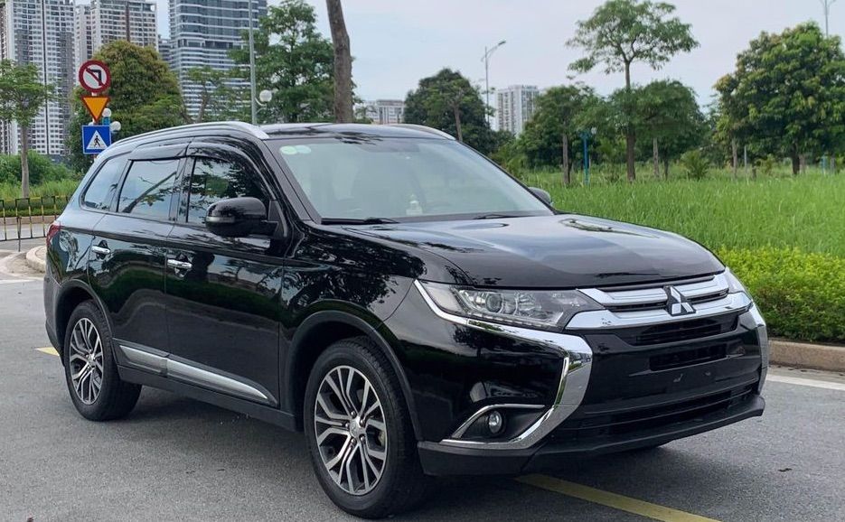 Bán xe cũ Mitsubishi Outlander 2.0 CVT