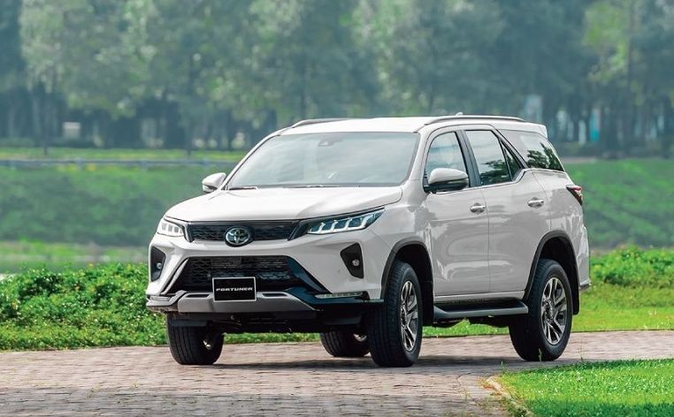 Toyota Fortuner 2023: thông số kỹ thuật và giá bán