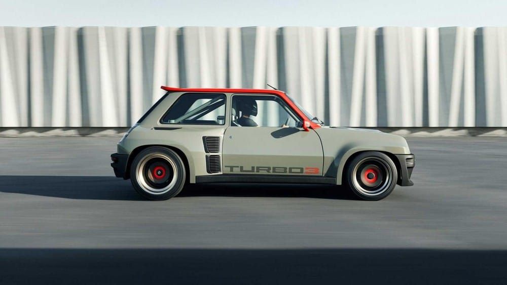 Phía bên sườn của Renault 5 Turbo 3
