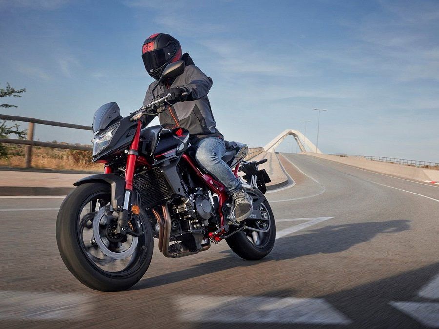 Honda CB750 Hornet 2023