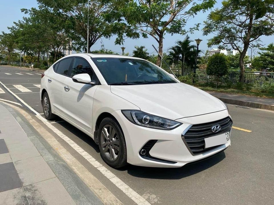 Hyundai Elentra 1.6AT 2017