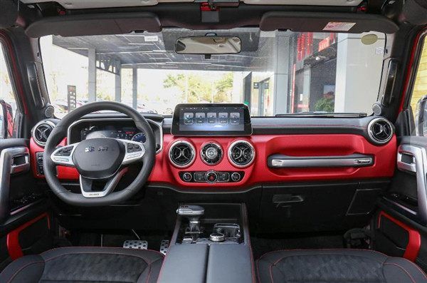 buồng lái Beijing BJ40