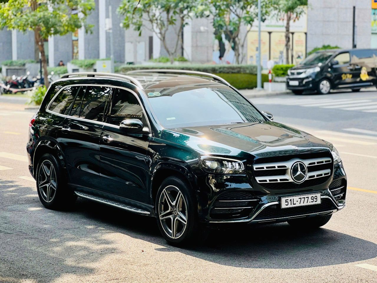 GLS450 – Xanh Ngọc Lục Bảo | Nội thất Kem sang trọng