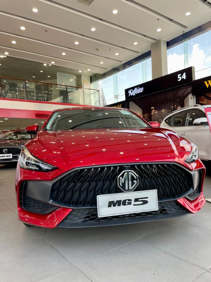 Dòng xe MG5 LUX 588 Triệu