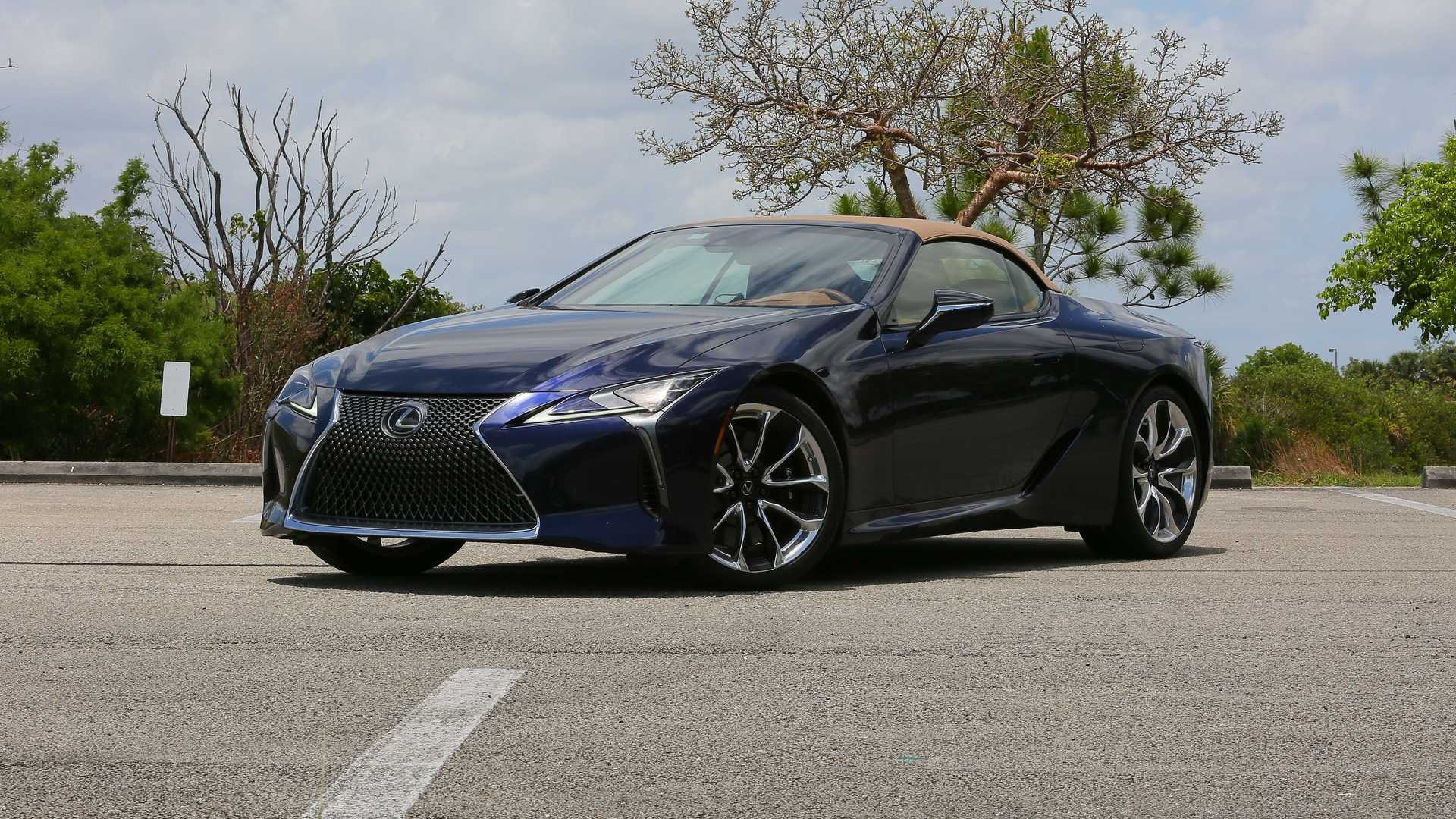 LC 500 Convertible 2021