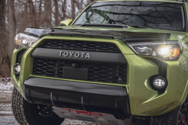 Phía trước đầu xe Toyota 4Runner TRD Pro 2022