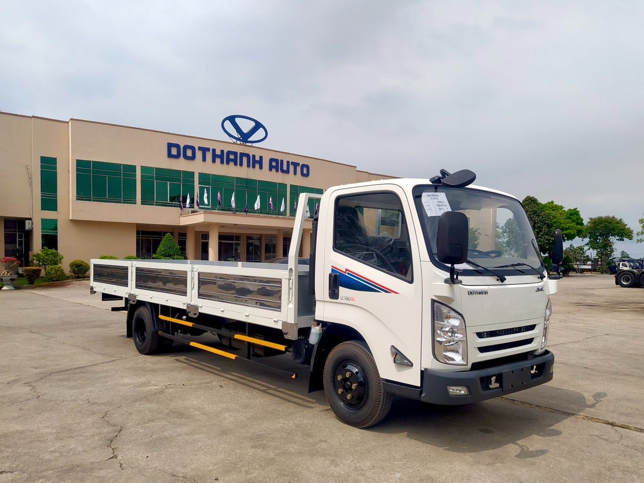 Xe tải thùng dài 6m3 | Đô Thành IZ350SL/190SL | Động Cơ Isuzu