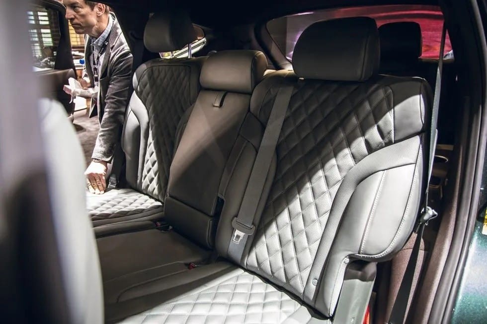 Hàng ghế giữa của Genesis GV80 bản 7 chỗ hiện đang bán trên thị trường Hàng ghế giữa của Genesis GV80 bản 7 chỗ hiện đang bán trên thị trường
