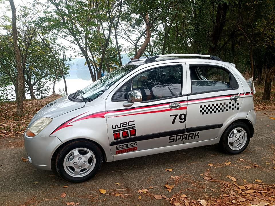 Cần bán con Spark Van