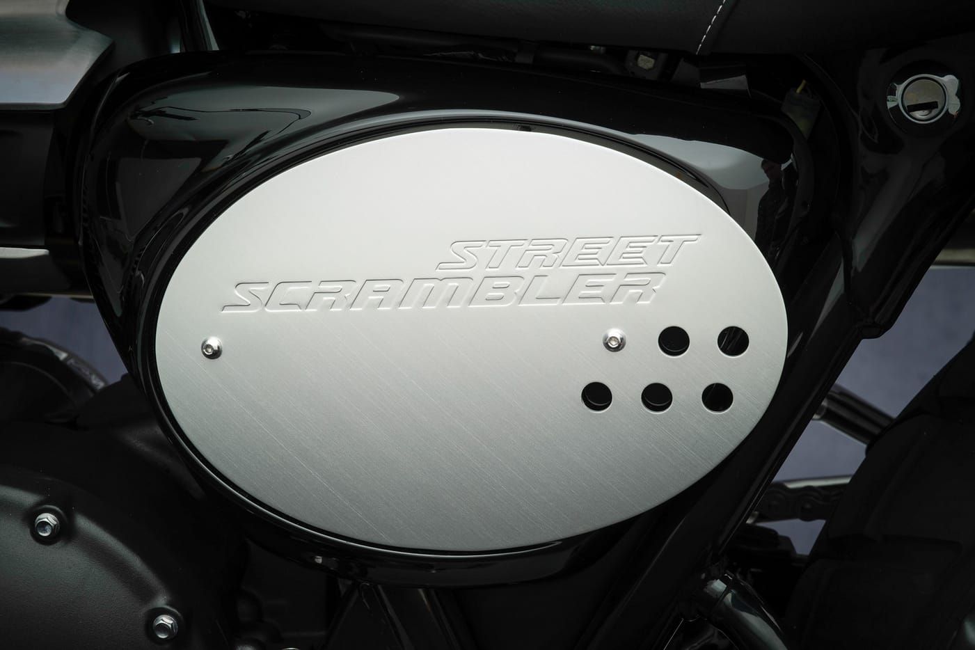 Triumph Street Scrambler 2021-5