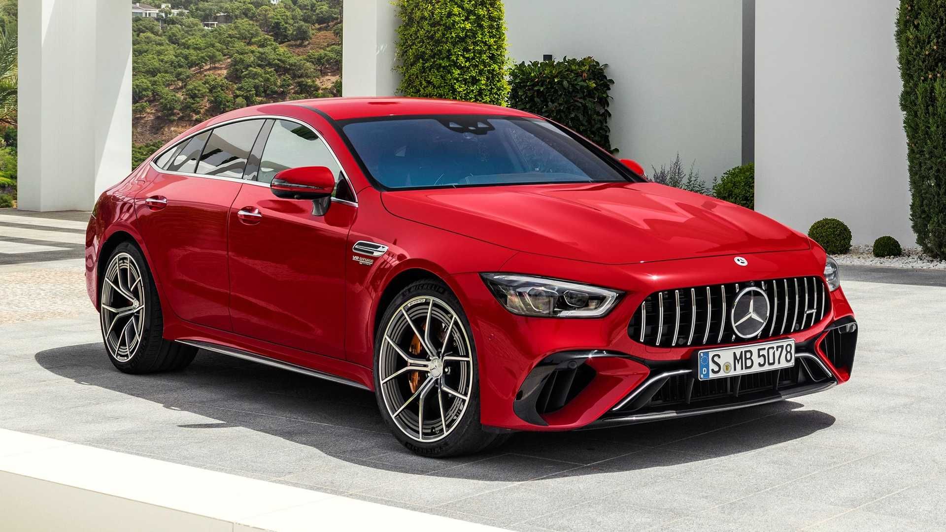 Mercedes-AMG GT 63 S E Performance 2023 công suất 831 mã lực