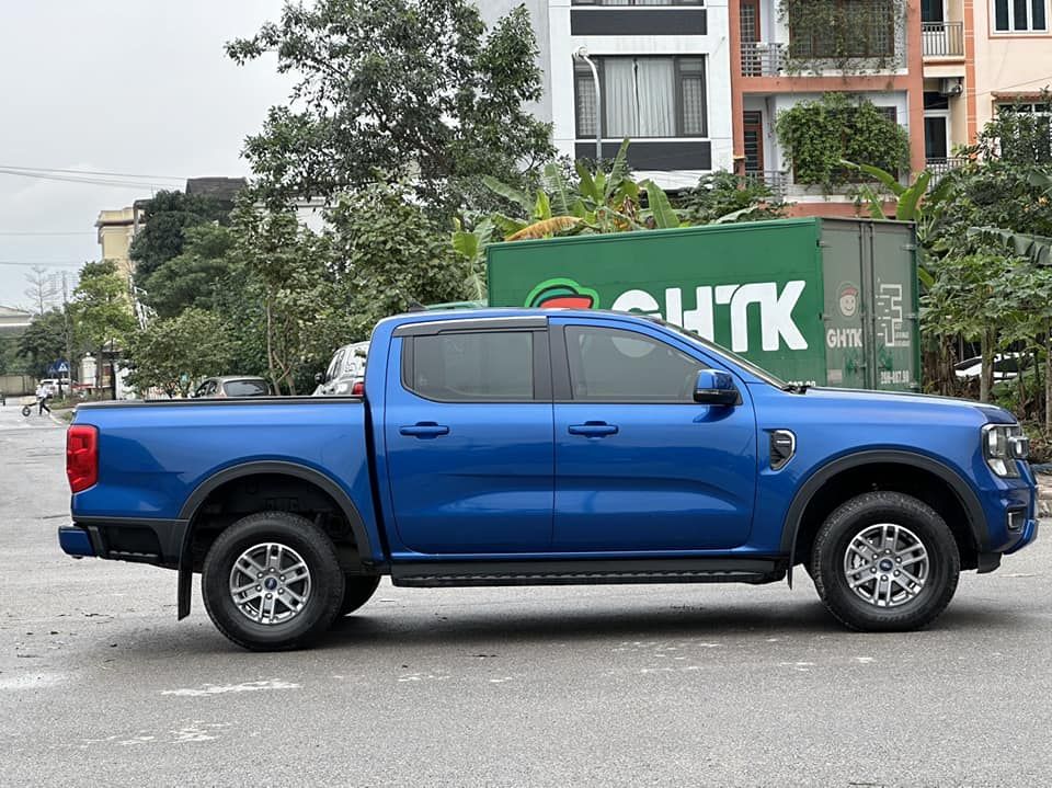 Bán xe Ford Ranger XLS sx 2023 siêu mới