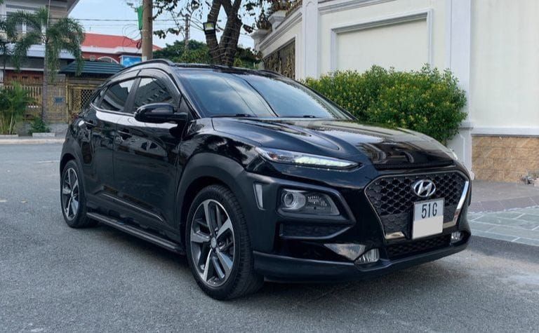 Cần bán xe Hyundai Kona 2018 bản full turbo