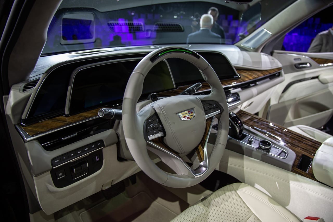 CADILLAC ESCALADE ESV PLATINUM 2021-10