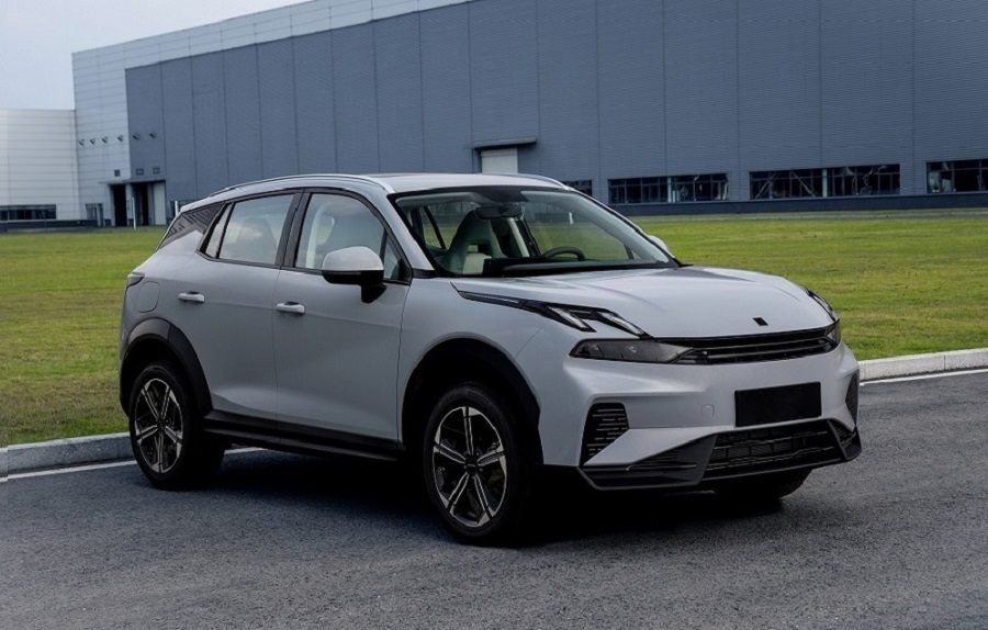 Lynk & Co 06 EM-P