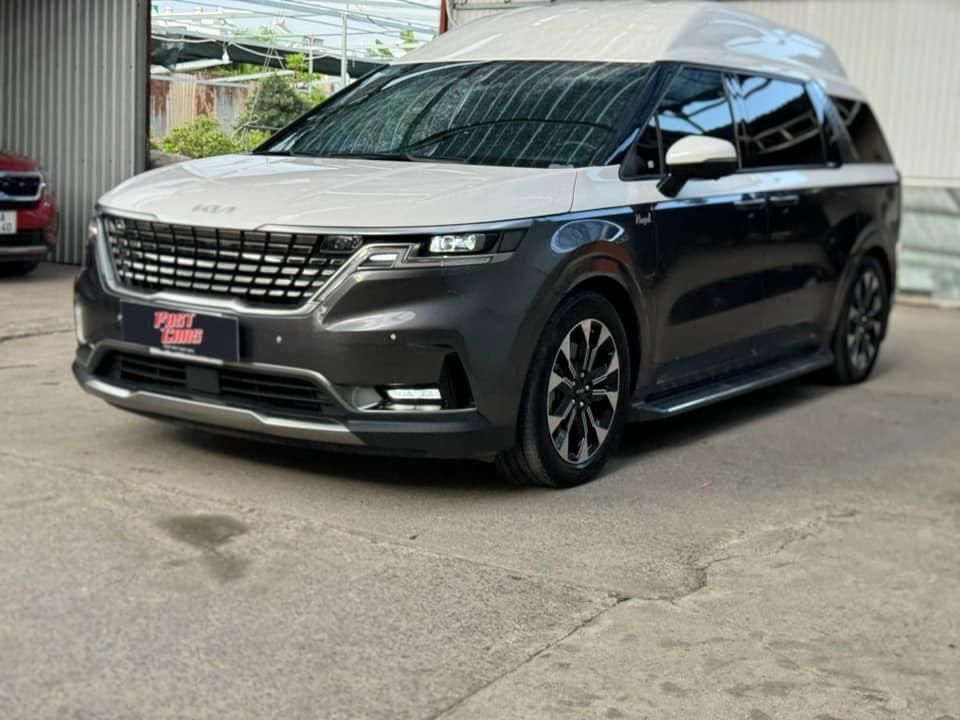 KIA Carnival Royal 2022 phiên bản độ chính hãng