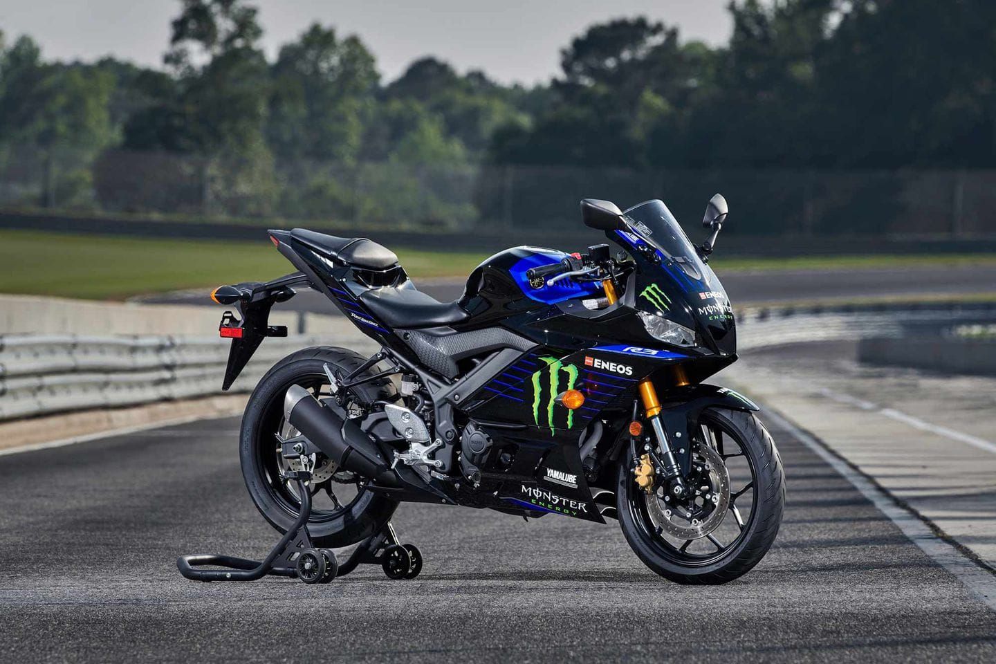 Giá xe Yamaha YZF-R3 2021
