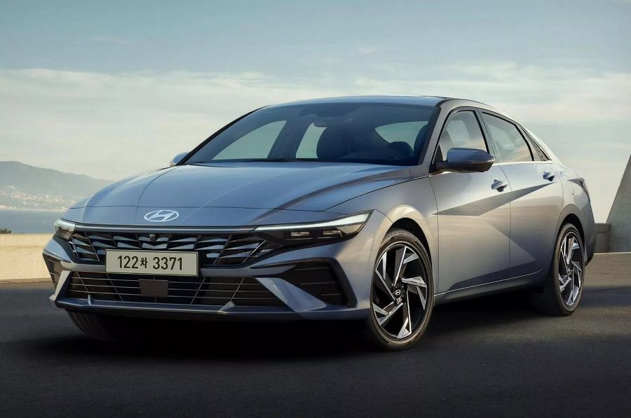 Hyundai Elantra 2024