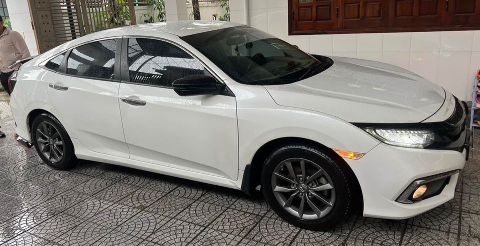 Bán Honda Civic 2019 cũ giá siêu rẻ
