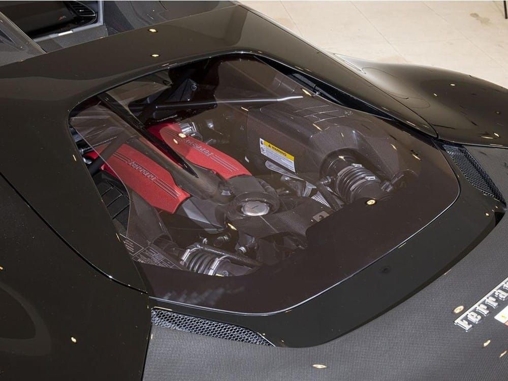 Động cơ của Ferrari J50