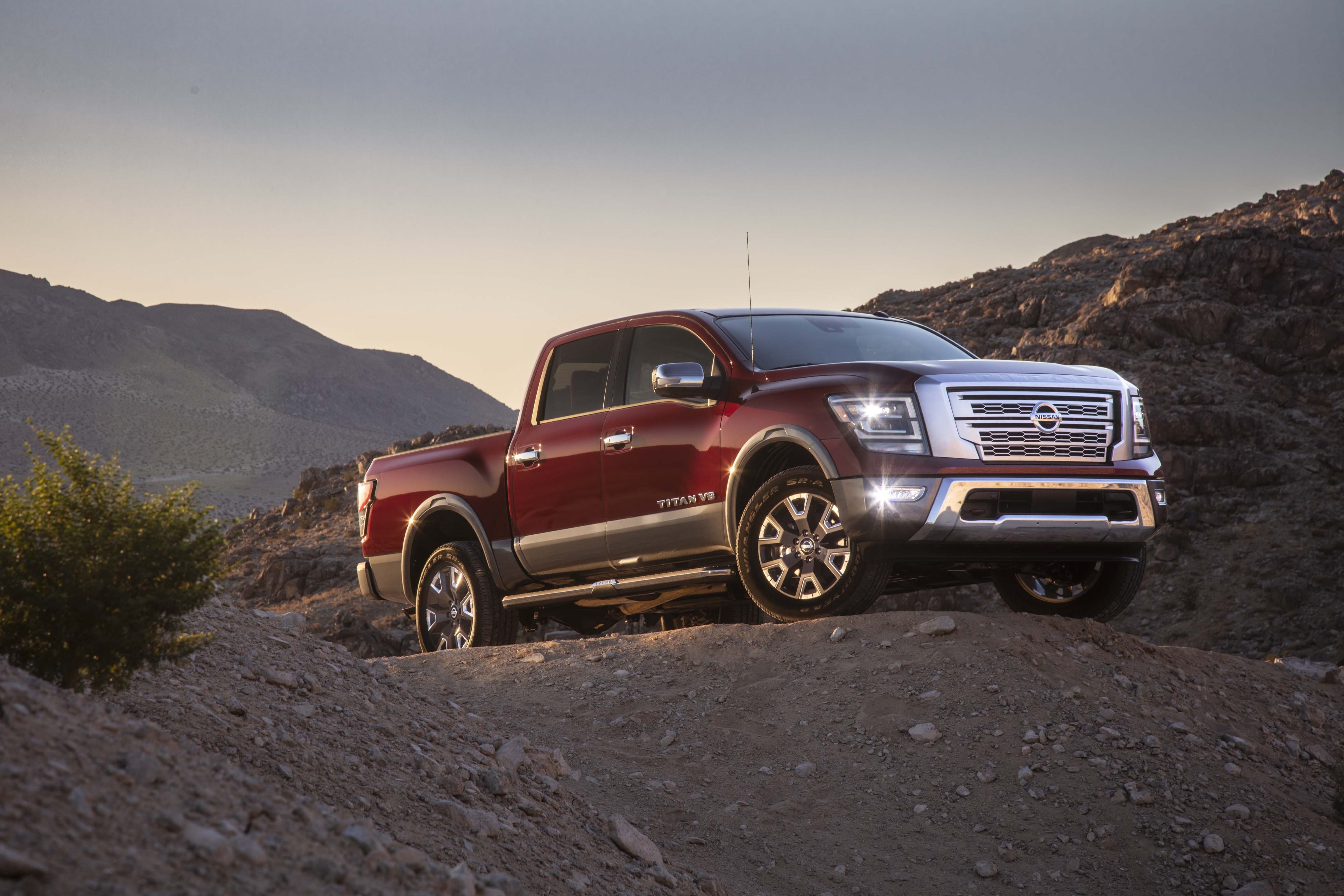 Nissan Titan XD 2022 Đánh giá: Thông số, Giá xe và Hình ảnh.