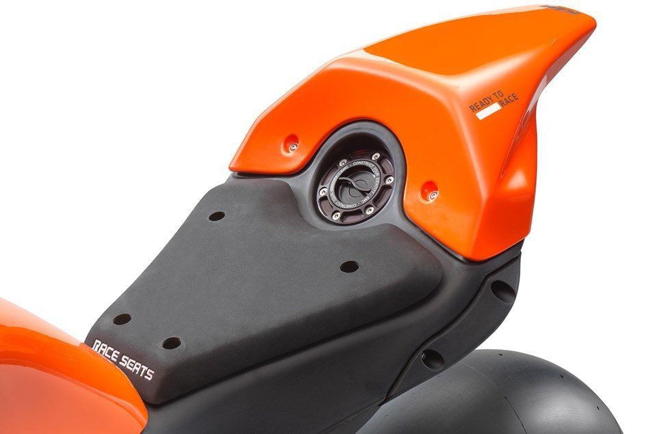 KTM RC 8C 2022